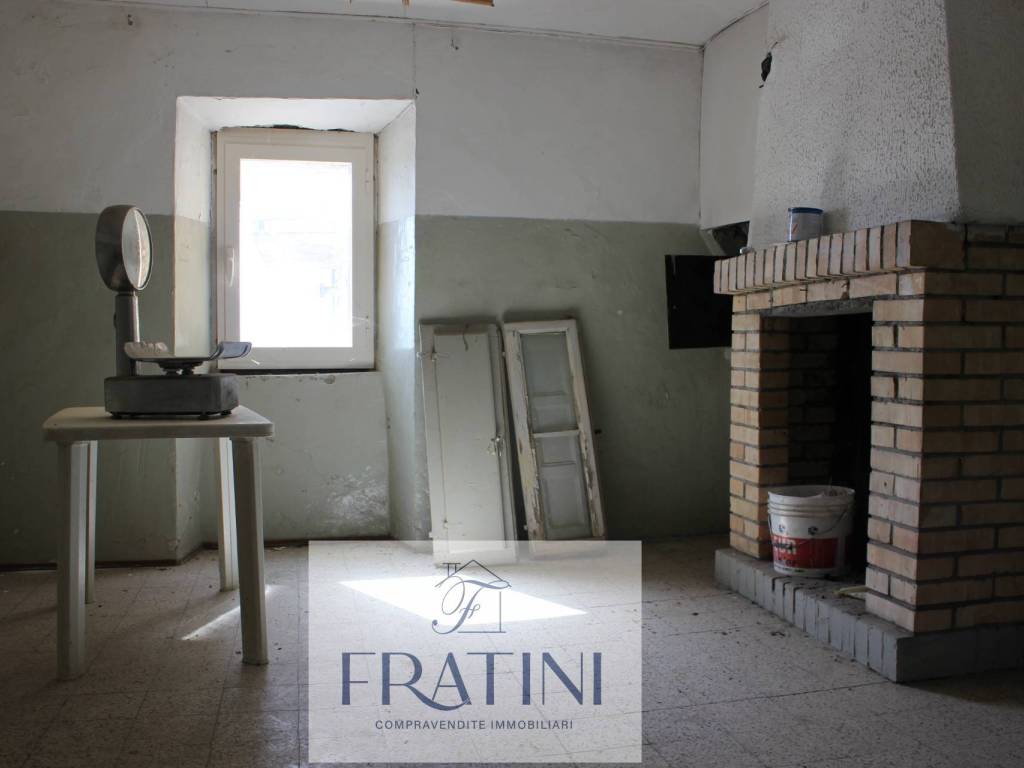 Casa indipendente a Civitella del tronto in Via Principale - Foto 4