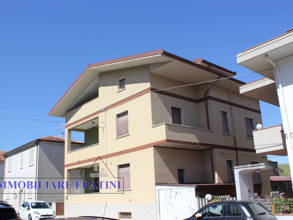 Casa indipendente a Sant'egidio alla vibrata in Via Parini, 14 - Foto 2