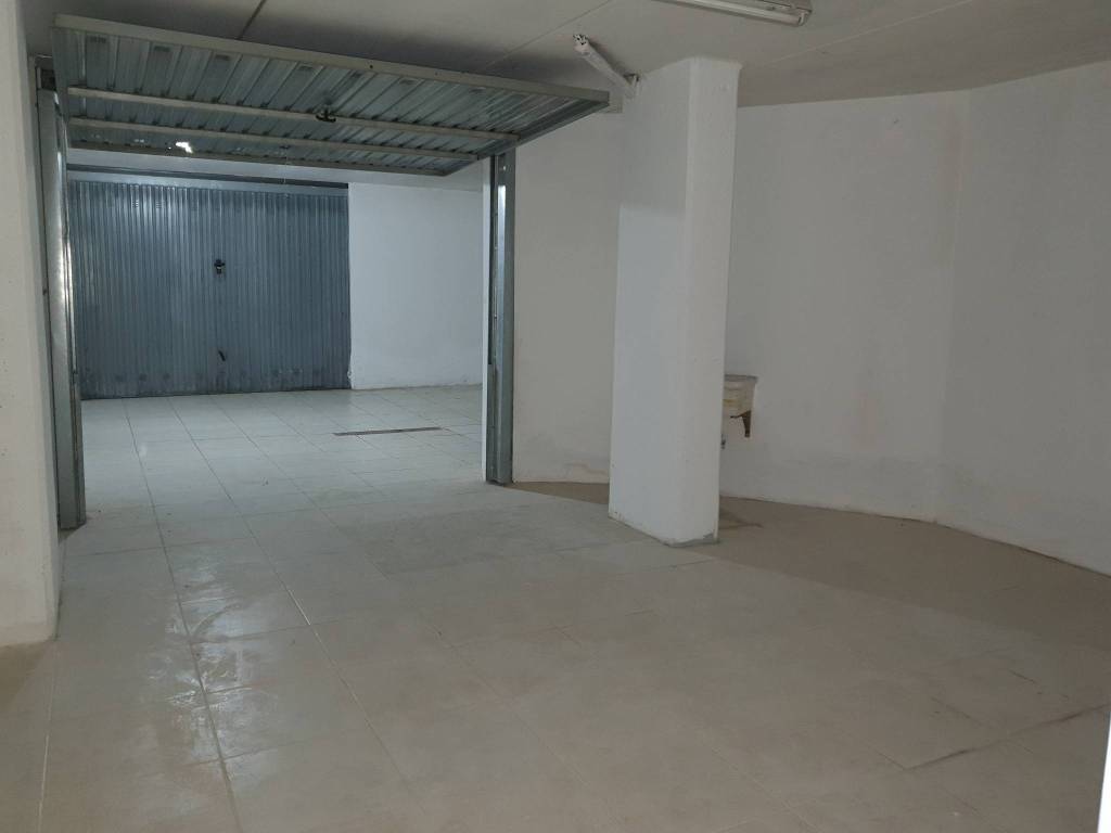 Box / garage a Tolentino in Via Isonzo, 1 - Foto 5