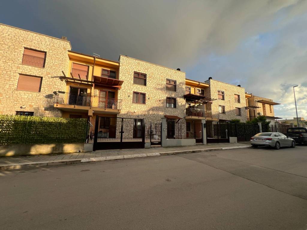 Villetta a schiera a Cerignola in Via Ivrea - Foto 3