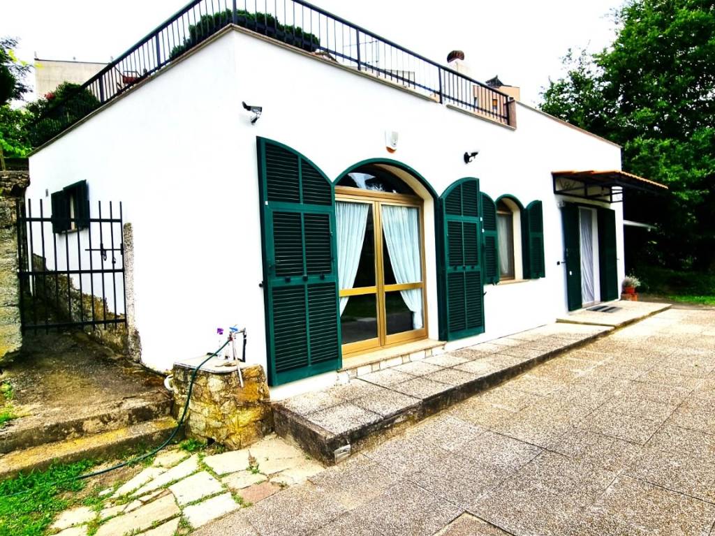 Villa a Spotorno in Via dei Pini - Foto 3