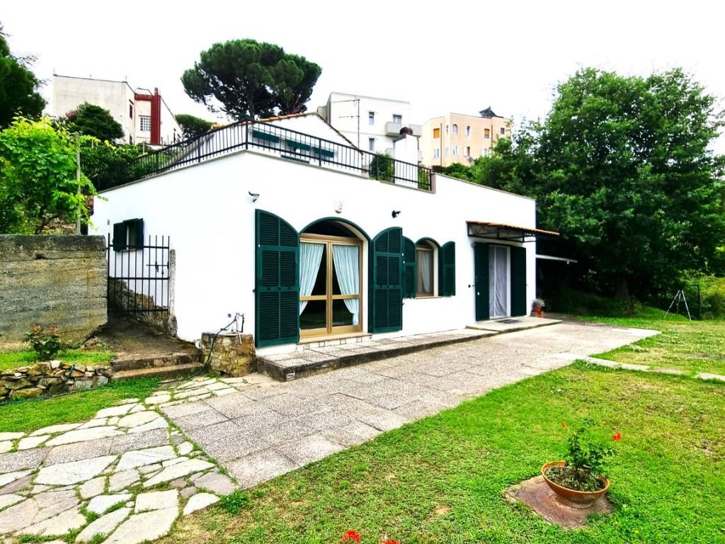 Villa a Spotorno in Via dei Pini - Foto 5