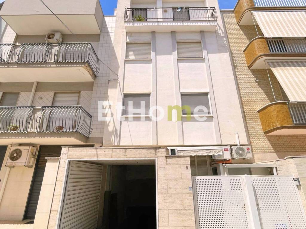 Box / garage a Andria in Via Niccolò Copernico, 9 - Foto 5