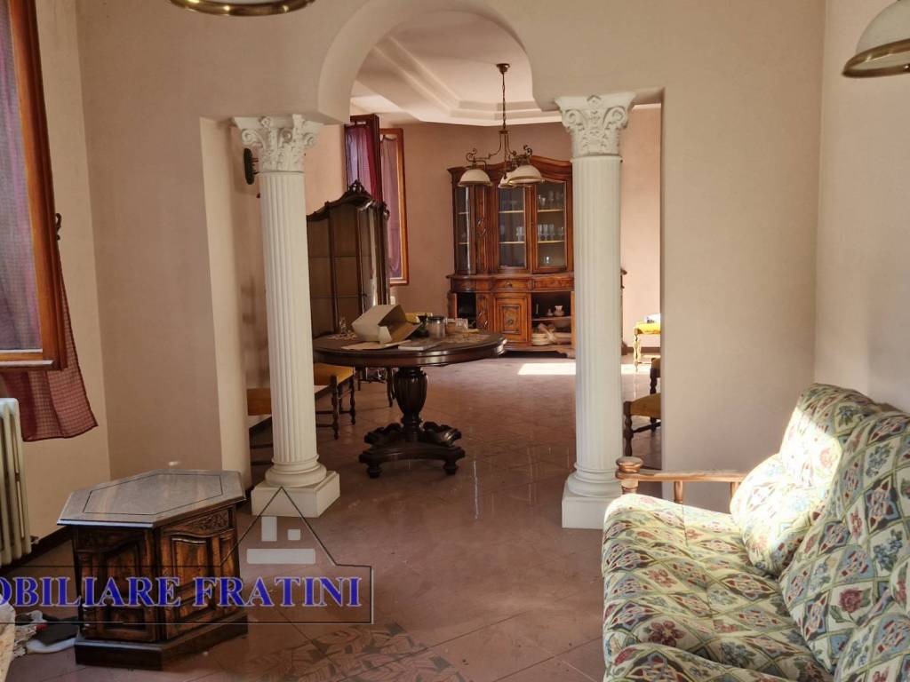 Casa indipendente a Sant'egidio alla vibrata in Corso Adriatico, 8 - Foto 2