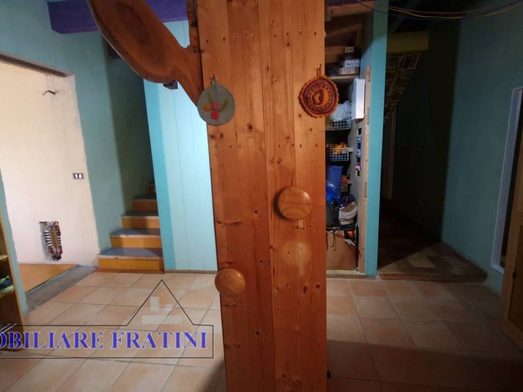 Casa indipendente a Roccafluvione in Via Poggio Paganello, 74 - Foto 4