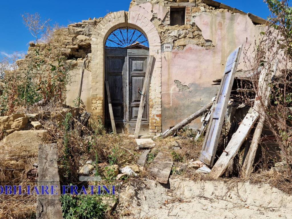Casa indipendente a Roccafluvione in Via Poggio Paganello, 74 - Foto 5