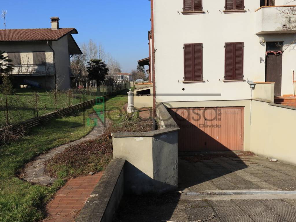 Villa a Castelnuovo bocca d'adda in Via Roma - Foto 4