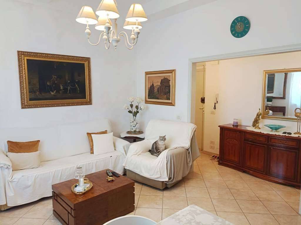 Appartamento a Livorno in PIAZZA S.SIMONE - Foto 2
