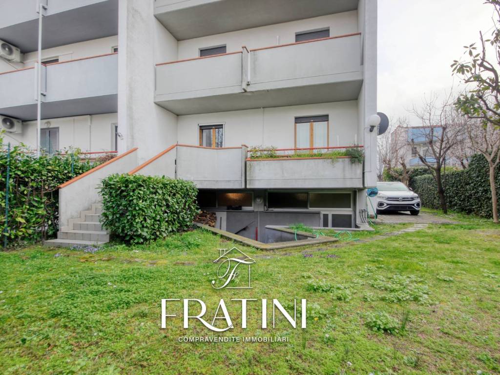 Villetta a schiera a Sant'egidio alla vibrata in via Pietro Nenni, 9 - Foto 2