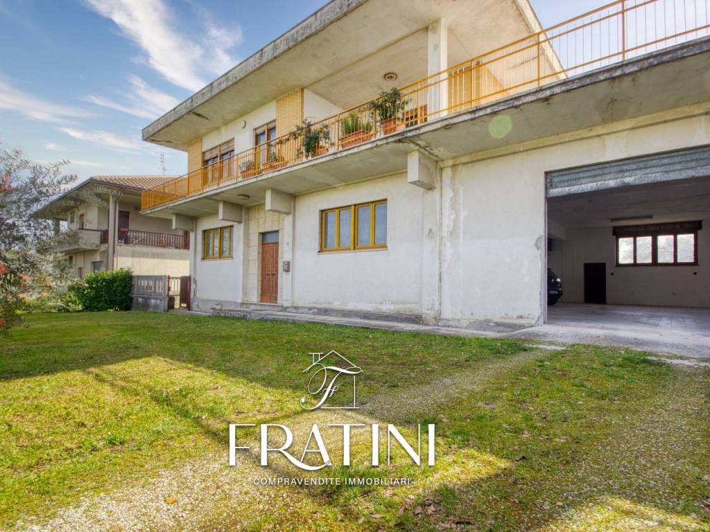 Casa indipendente a Sant'egidio alla vibrata in viale dei fiori - Foto 3