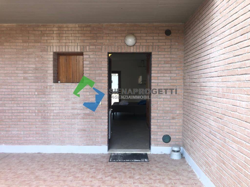 Appartamento a Castelnuovo berardenga in Piazza Bachelet - Foto 3