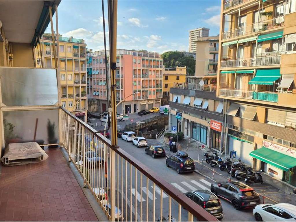 Appartamento a Genova in VIALE PIO VII - Foto 2