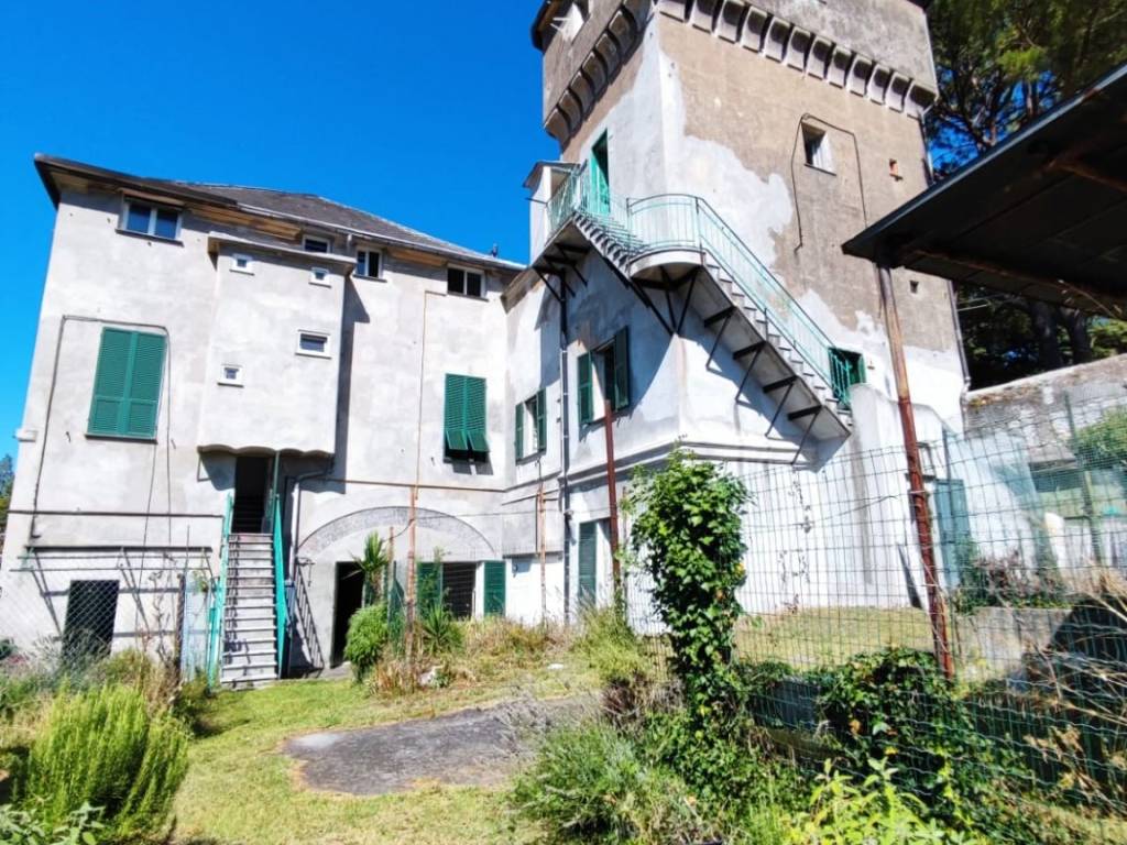 Villa a Genova in Via Fratelli di Coronata - Foto 2