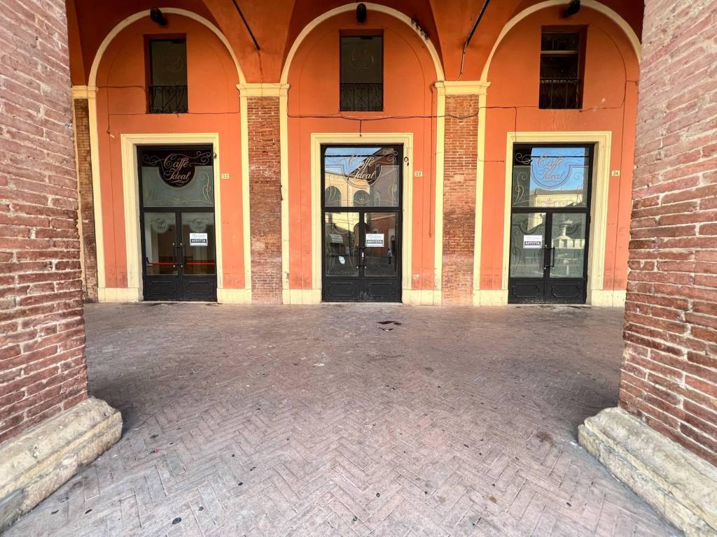 Immobile a Fabriano in PIAZZA DEL COMUNE - Foto 4