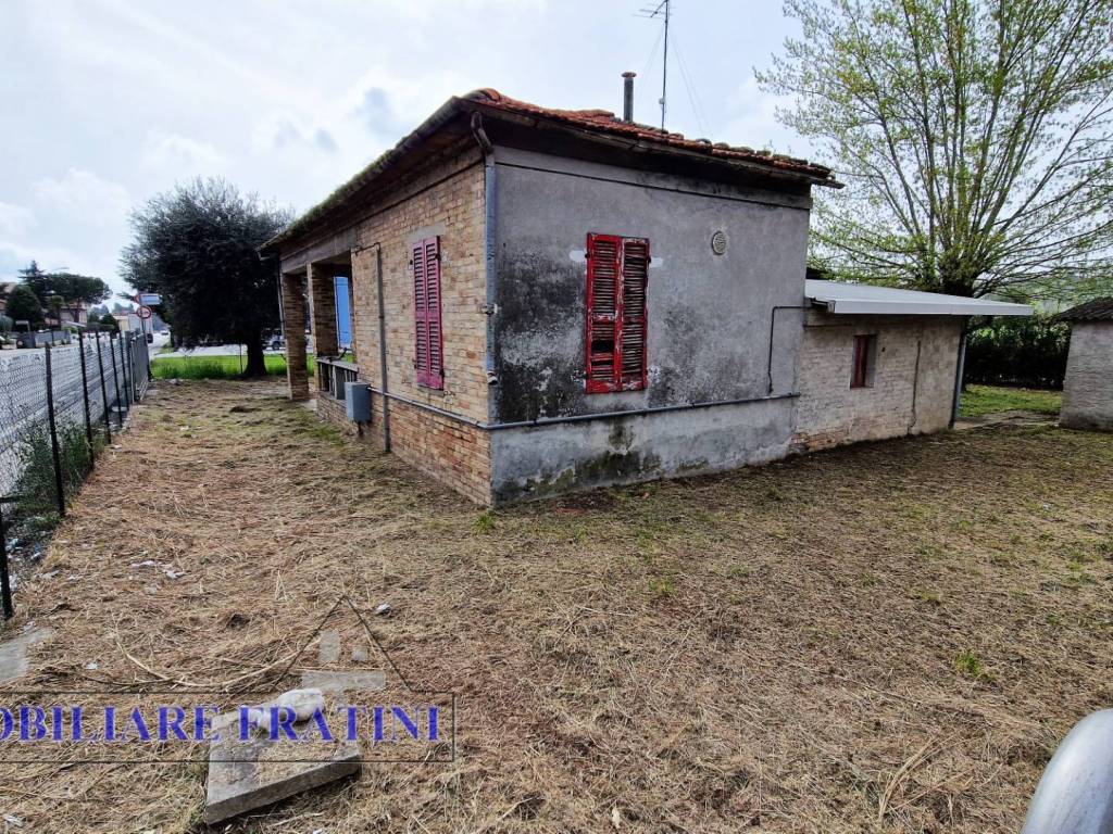 Rustico / casale a Sant'egidio alla vibrata in Viale Kennedy, 184 - Foto 3
