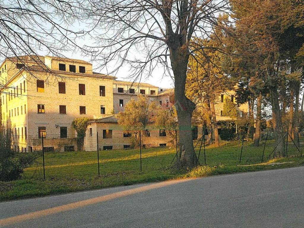 Palazzo / stabile a Casalbordino in Via degli Storpi - Foto 3