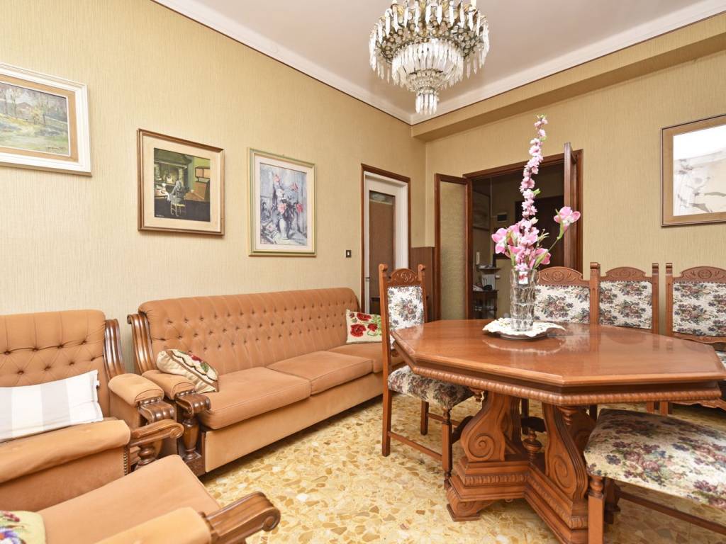 Appartamento a Valenza in Via Giuseppe Mazzini, 46 - Foto 5