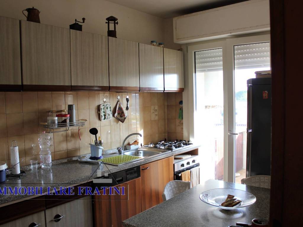 Appartamento a Sant'egidio alla vibrata in Viale Marche - Foto 3