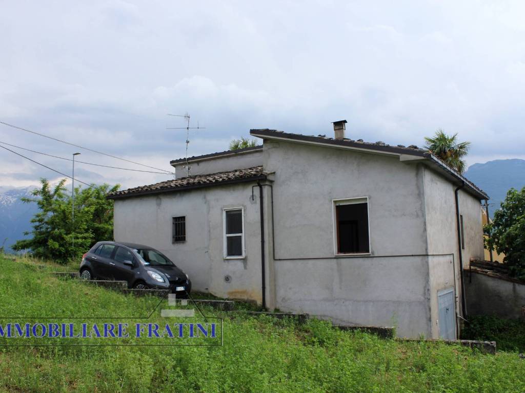 Casa indipendente a Tossicia in Contrada Palozza - Foto 3