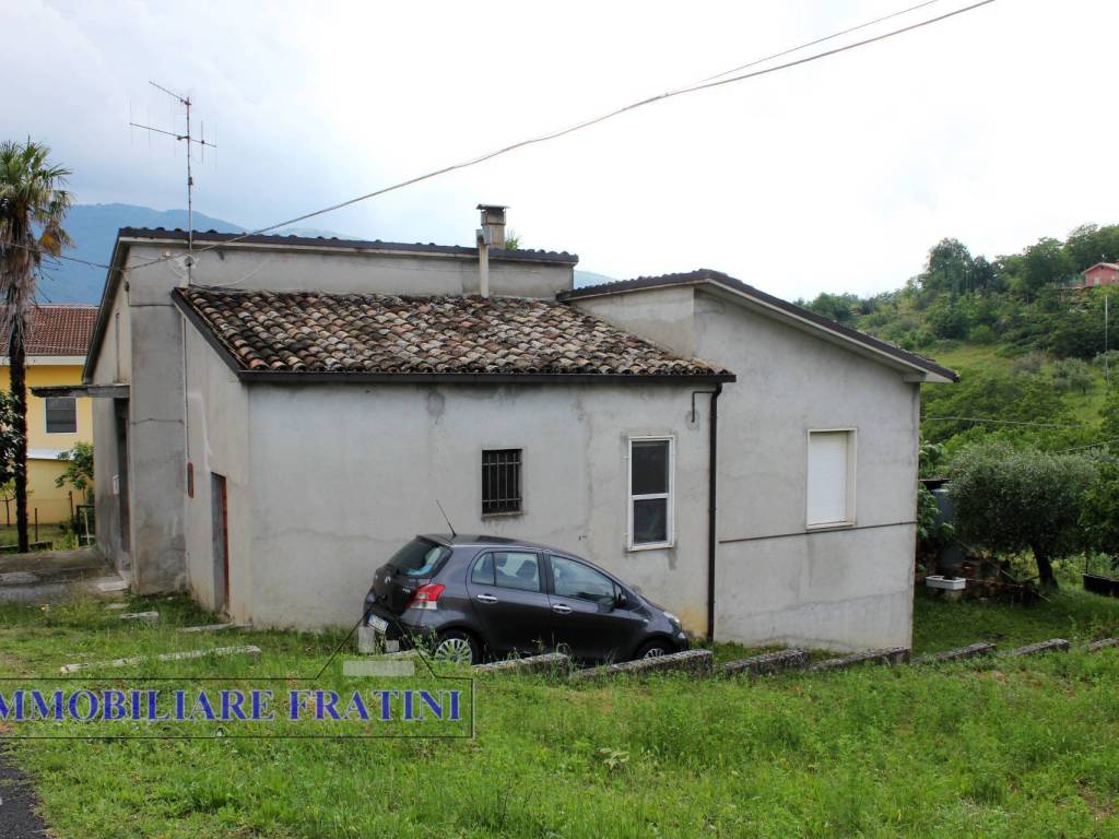 Casa indipendente a Tossicia in Contrada Palozza - Foto 4