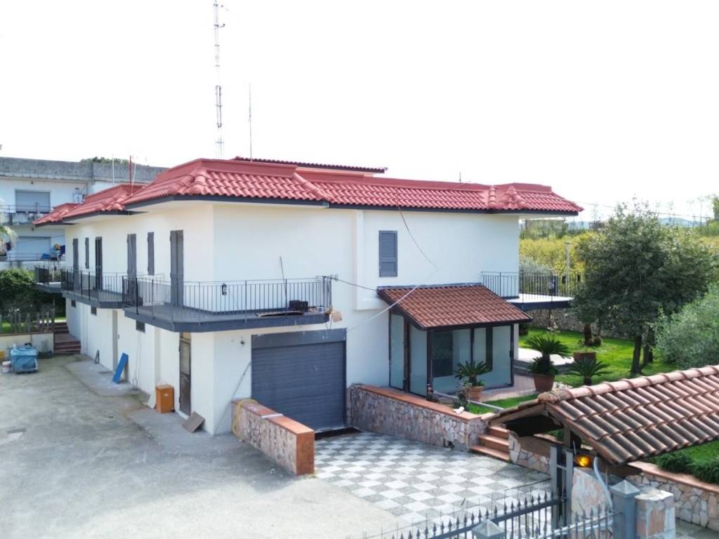 Villa a Giugliano in campania in Via San Nullo - Foto 2