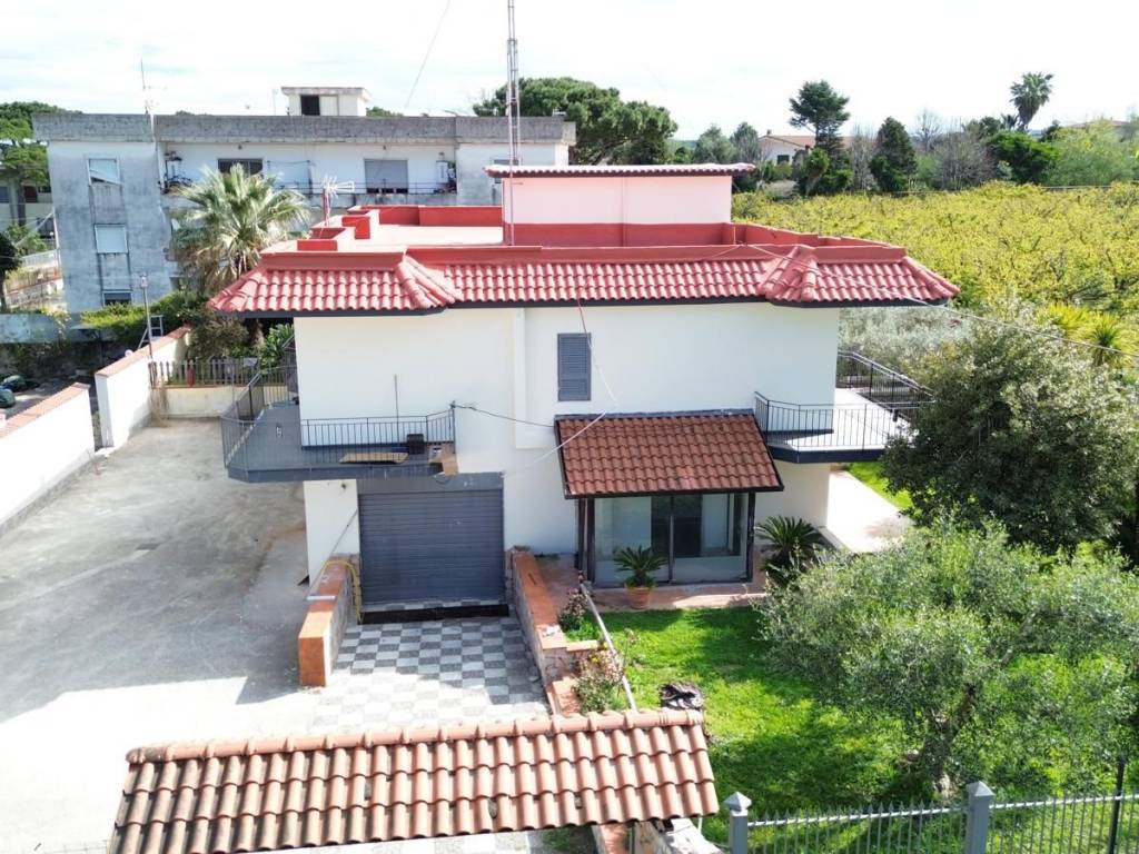 Villa a Giugliano in campania in Via San Nullo - Foto 4