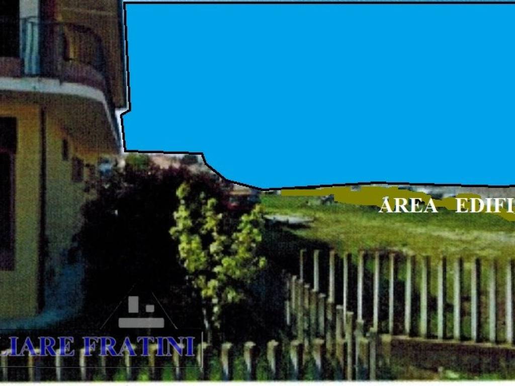 Terreno a Sant'egidio alla vibrata in Sant'Egidio alla Vibrata - Foto 3