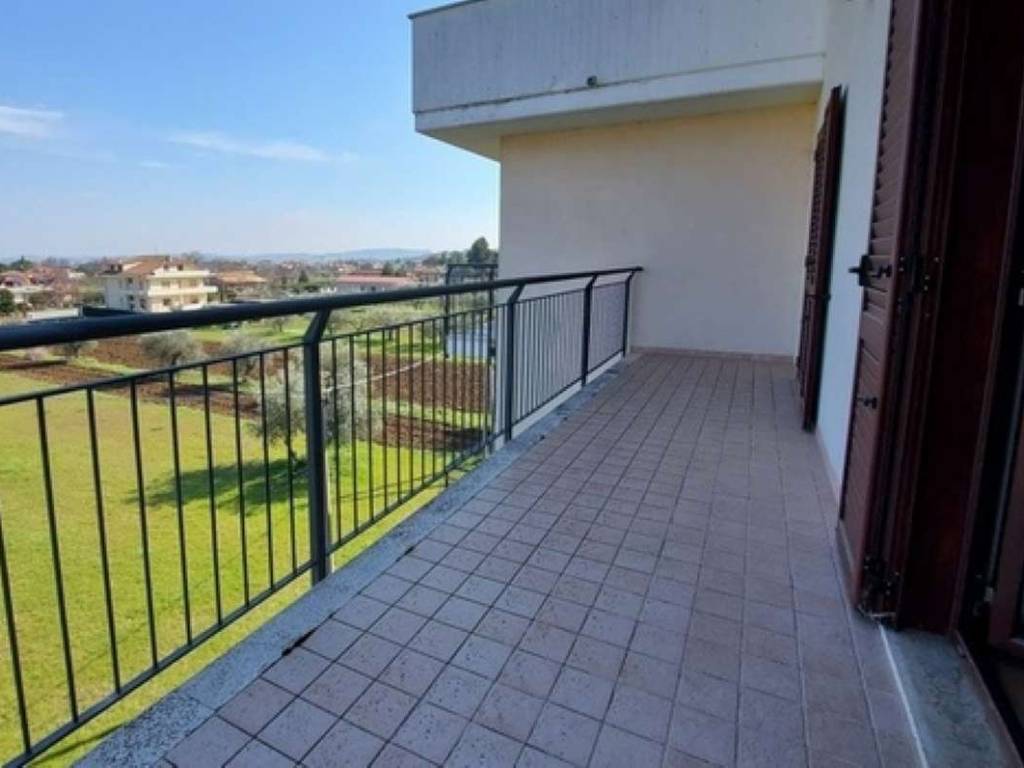 Immobile a Sant'egidio alla vibrata in via Indipendenza snc - Foto 2