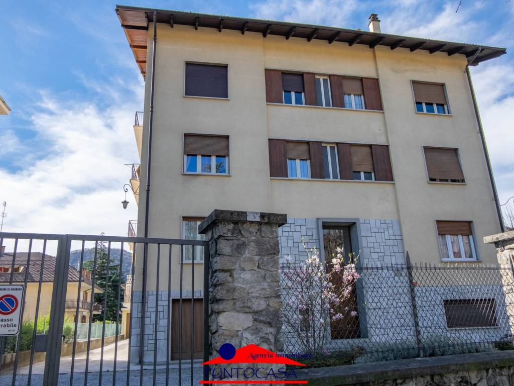 Appartamento a Dronero in Viale Sarrea, 5 - Foto 2