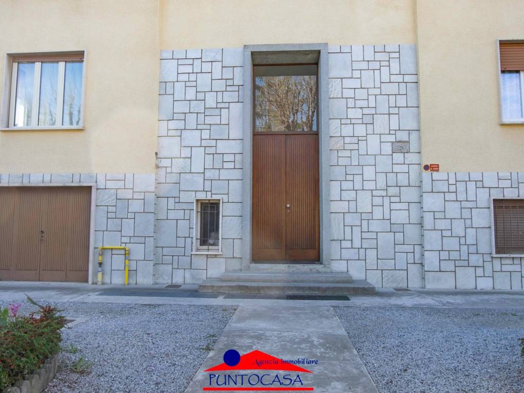 Appartamento a Dronero in Viale Sarrea, 5 - Foto 3