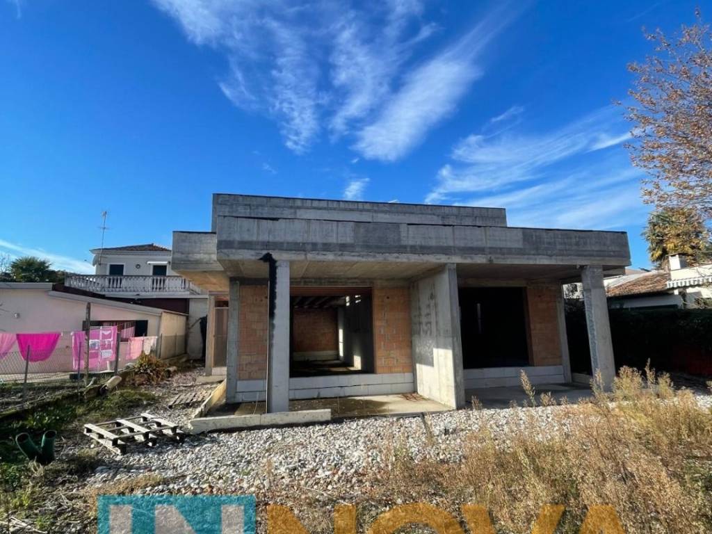 Villa a Mogliano veneto in Via Roma - Foto 4