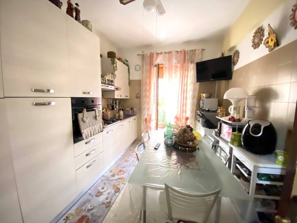 Appartamento a Fondi in Via Genova - Foto 4