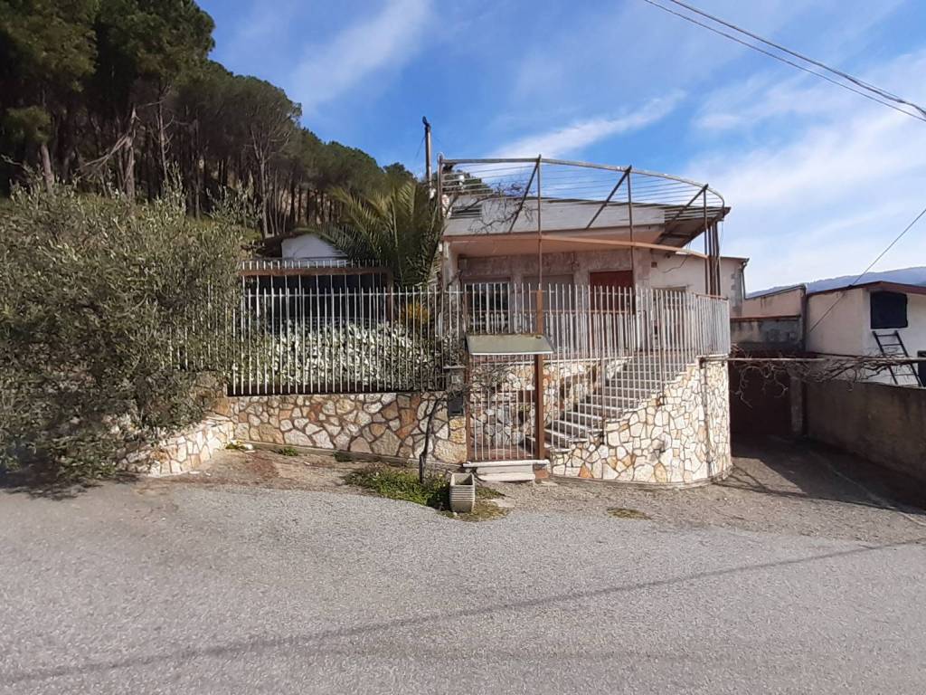 Villa a Reggio calabria in Strada Terreti - Foto 2