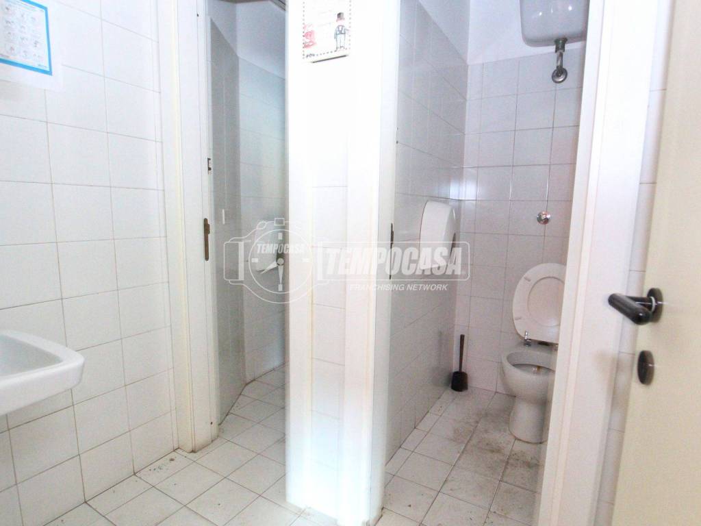 Immobile a Ancona in Via dell' Industria - Foto 2