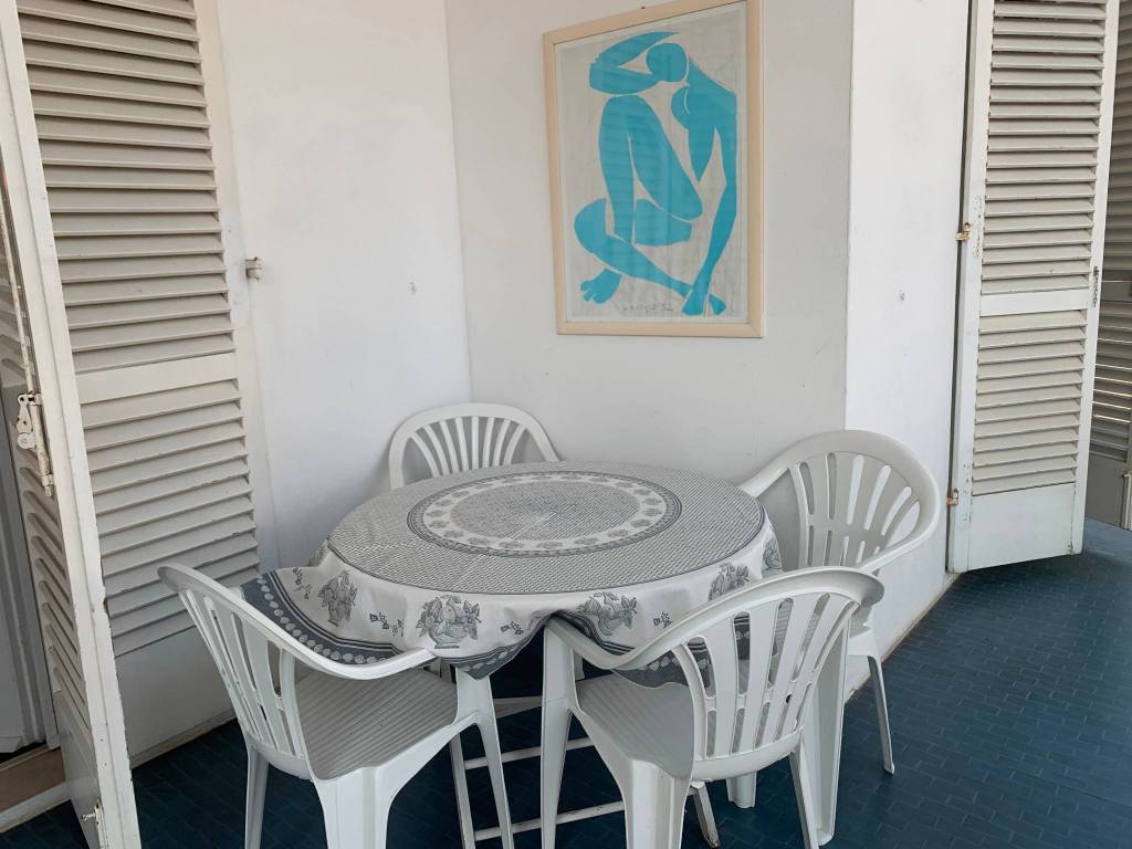 Casa indipendente a Riccione in Viale Dante Alighieri - Foto 2