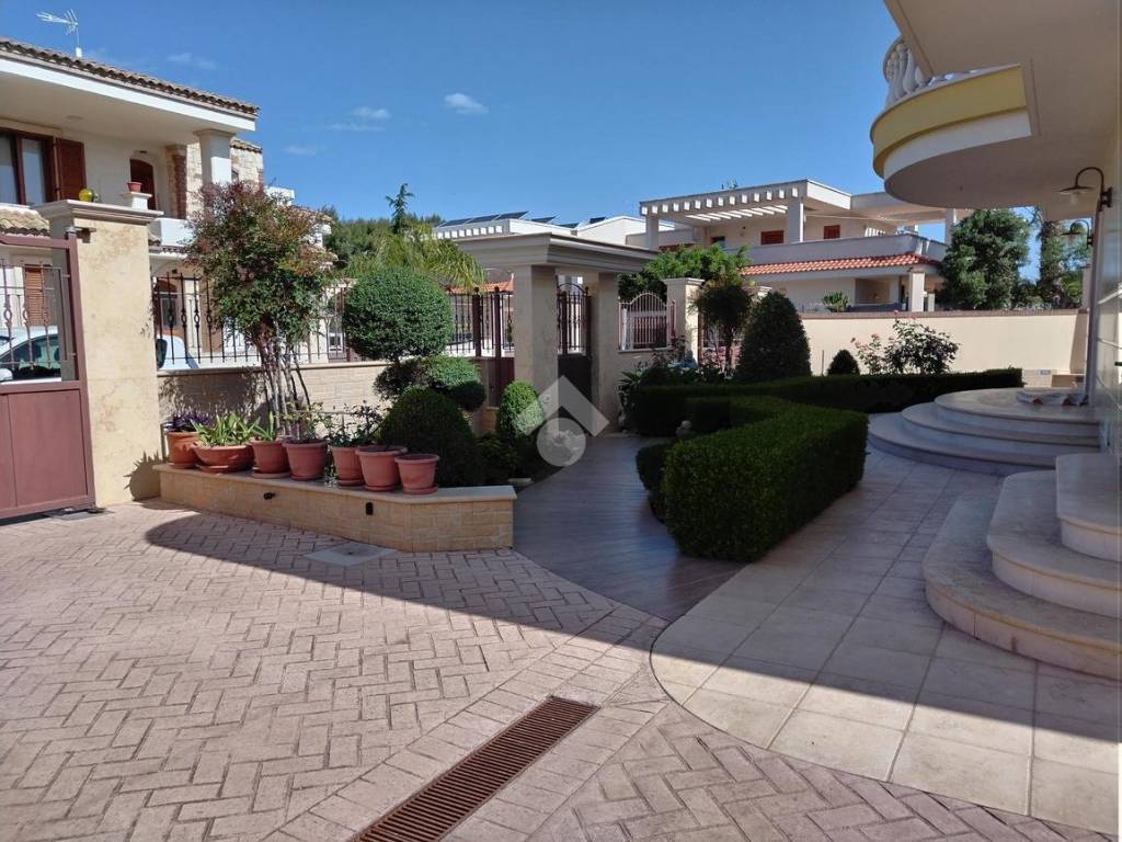 Villa a Bisceglie in Via Giovanni Bovio, 438 - Foto 2