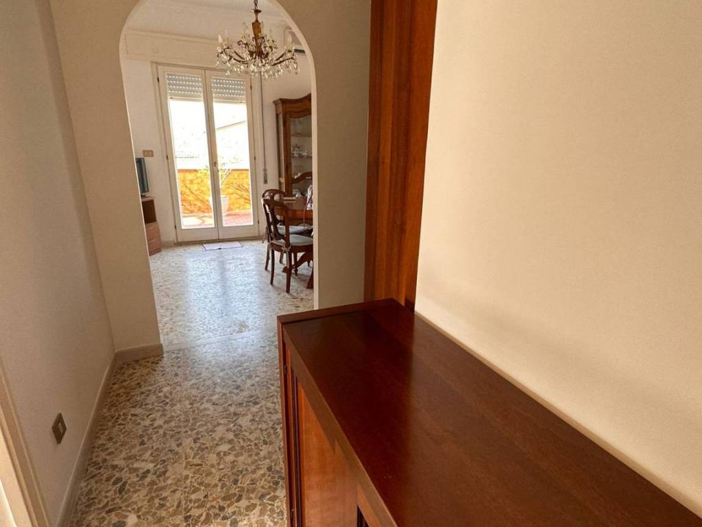 Appartamento a Gaeta in Piazza Generale Vincenzo Traniello - Foto 5