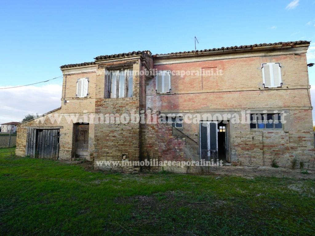 Rustico / casale a Montelupone - Foto 3