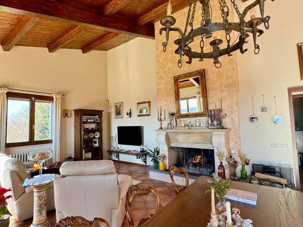 Rustico / casale a Montecastrilli in VOCABOLO CECCOTTA - Foto 5