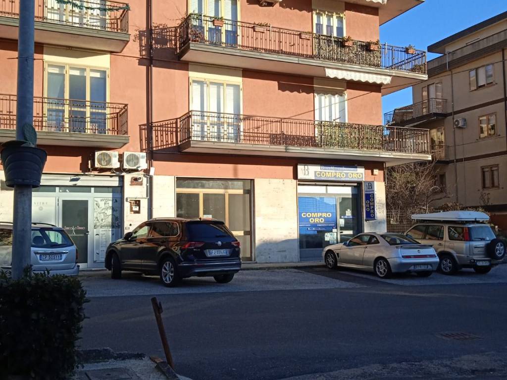 Immobile a Vibo valentia in Viale Alcide De Gasperi - Foto 5
