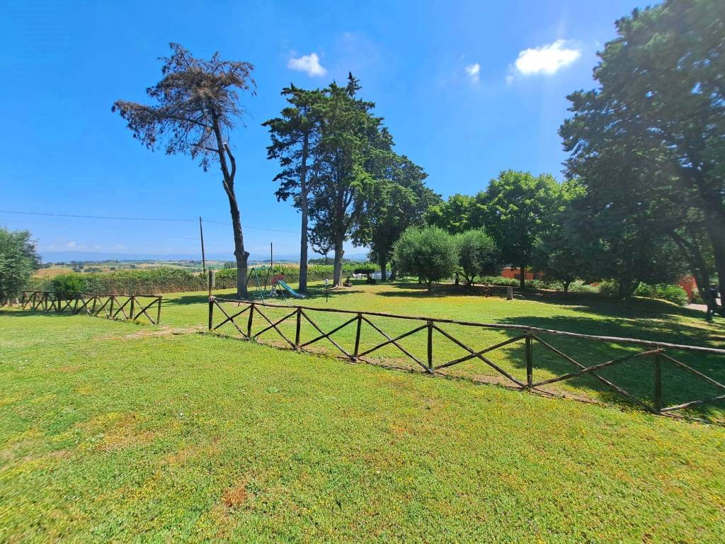 Rustico / casale a Castiglione del lago in Castiglione del Lago - Foto 5