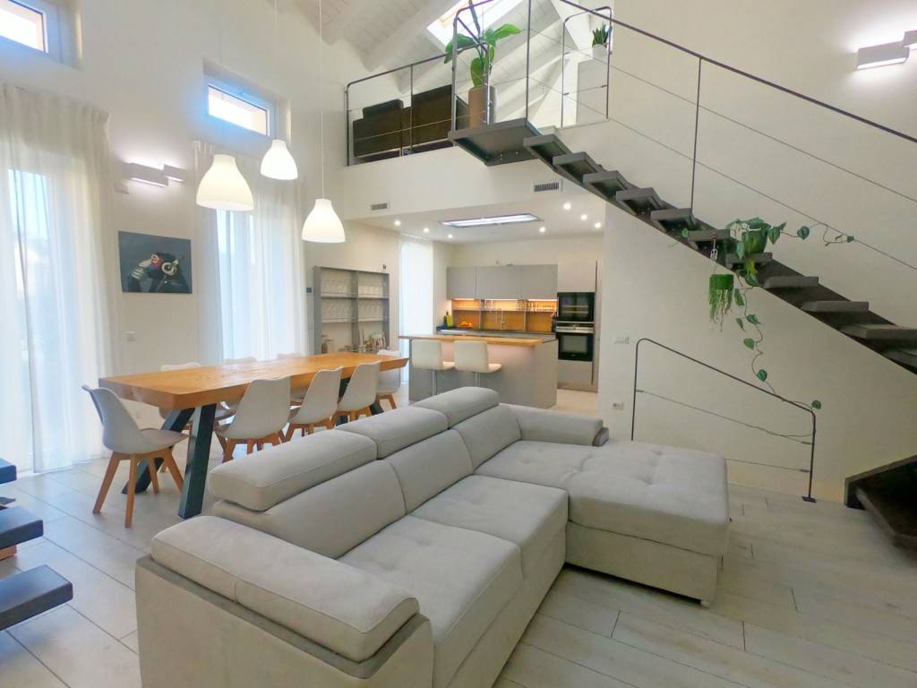 Casa indipendente a Aicurzio in Via Roma, 25 - Foto 4