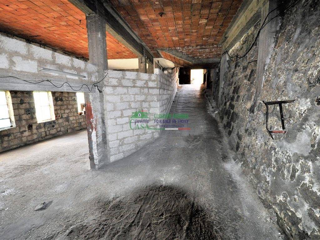 Box / garage a Ragusa in Via Armando Diaz - Foto 3