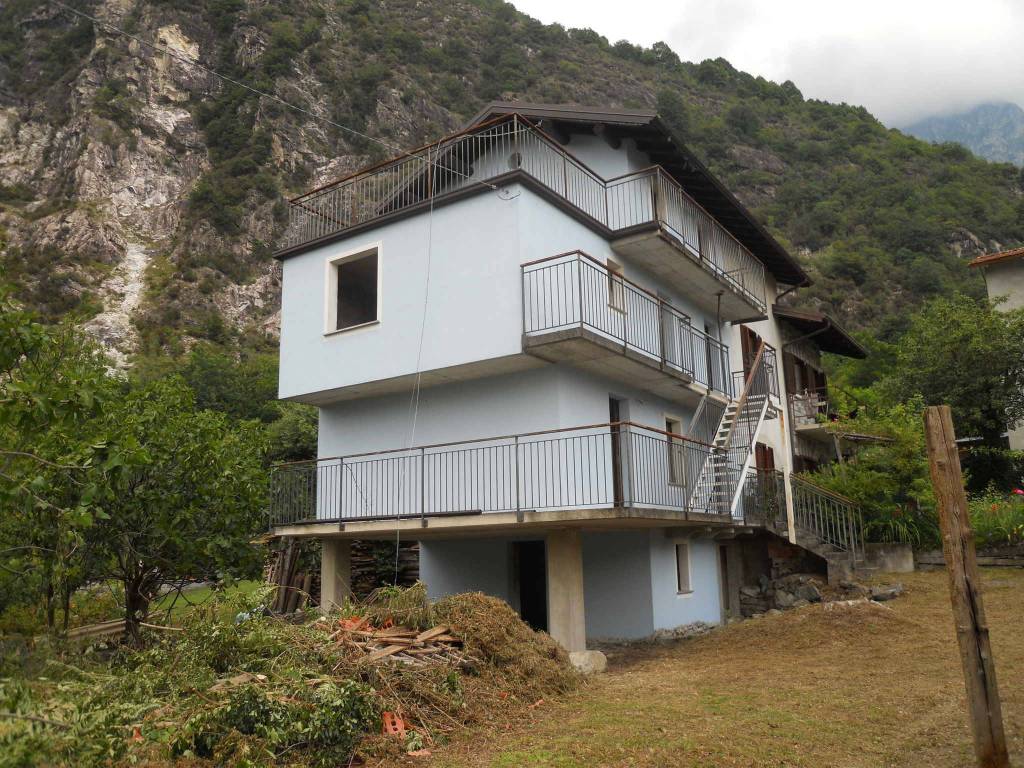 Villa a Novate mezzola in Via Selva - Foto 4