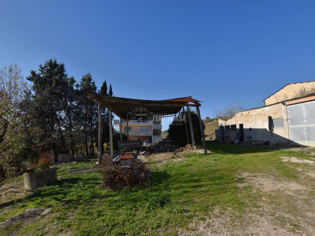 Rustico / casale a Porto san giorgio in Via Valle Oscura 39 - Foto 4