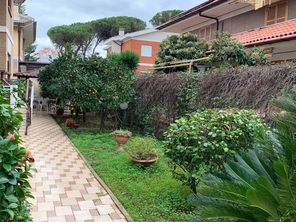 Villa a Latina in Via Emilia - Foto 2