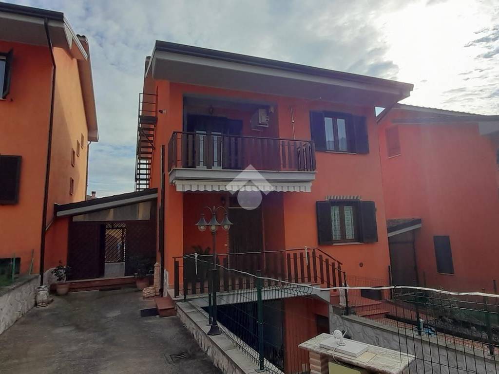Villetta a schiera a Alatri in Via Aldo Moro, 21 - Foto 4