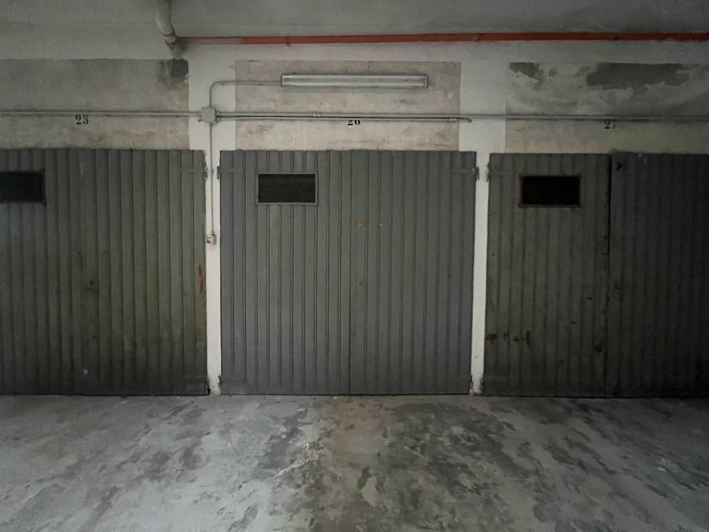 Box / garage a Vercelli in Corso Mario Abbiate - Foto 4
