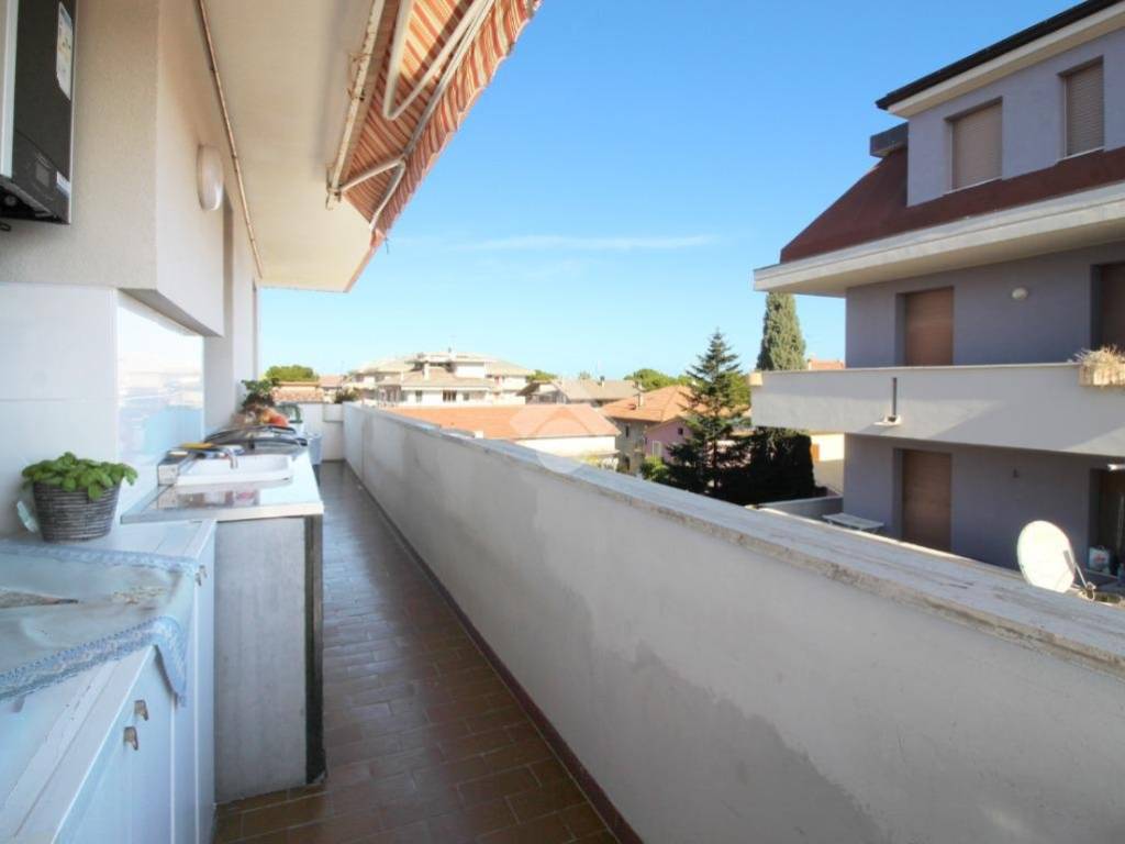 Appartamento a Martinsicuro in Via C. Battisti, 31 - Foto 2