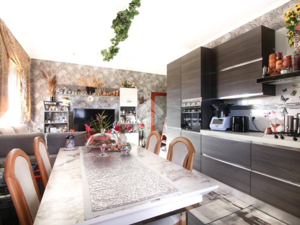 Appartamento a Martinsicuro in Via C. Battisti, 31 - Foto 4